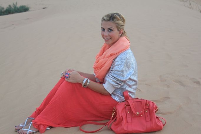 A Day in The Dunes - Dubai Desert Outfit