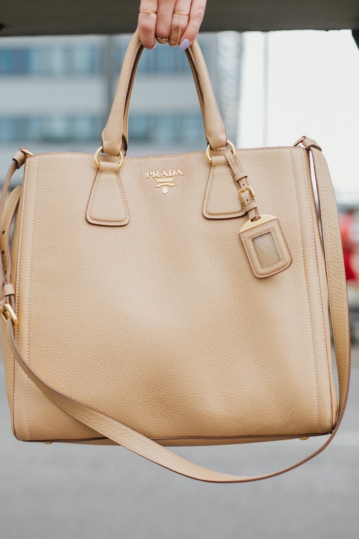 prada tasche beige